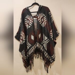 PROFILE APPAREL Hooded Sweater Poncho